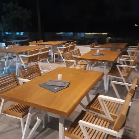 Hara Szálloda 2*