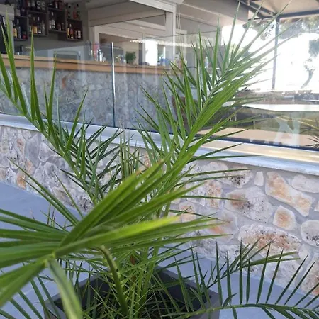 Hara Szálloda Rachoni (Thasos)