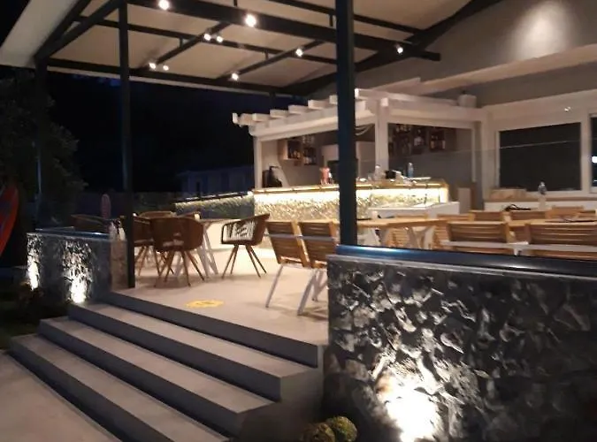 Ξενοδοχείο Hara 2*