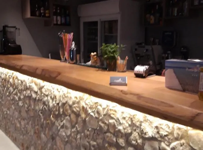 Hara Ξενοδοχείο 2*