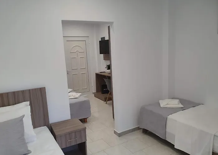 Ξενοδοχείο Hara 2*